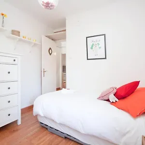 https://apartamento-parc-gell.topbarcelonahotels.com